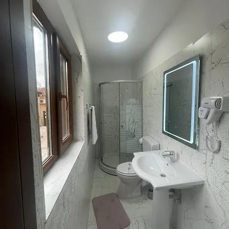 Tripoli Palace * ブカレスト