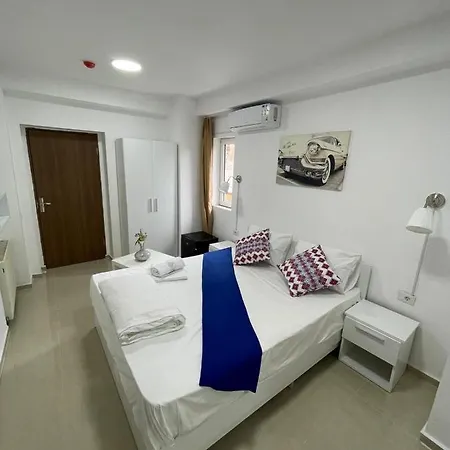 Tripoli Palace 旅馆