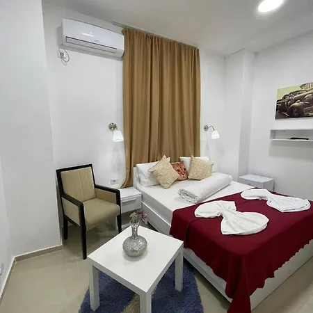 ホステル Tripoli Palace