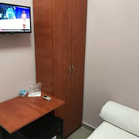 ホステル Tripoli Palace *