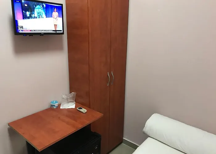 Hostel Tripoli Palace *