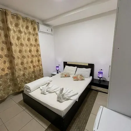 Tripoli Palace Хостел *