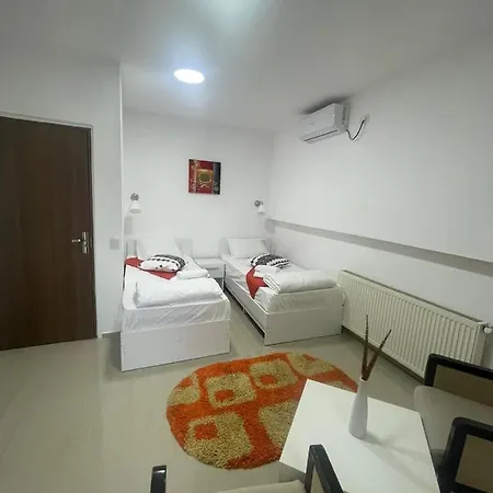 Ostello Tripoli Palace Bucarest