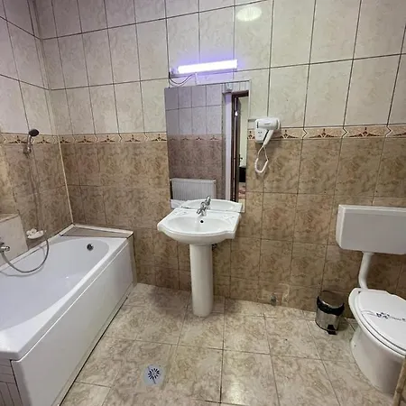 Ostello Tripoli Palace Bucarest