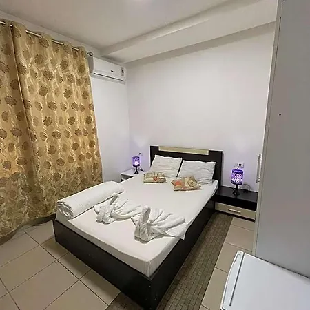 Ostello Tripoli Palace Bucarest
