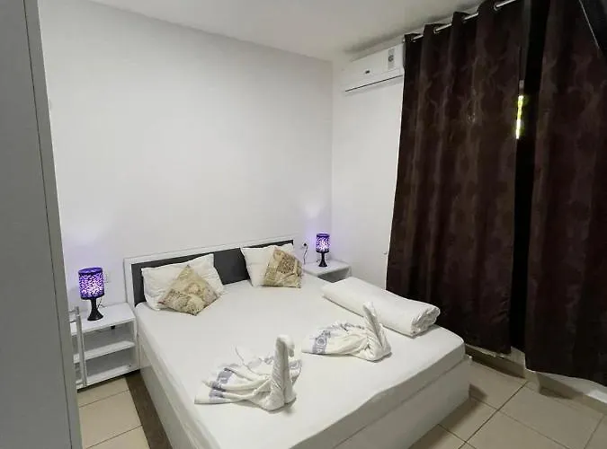 Tripoli Palace 호스텔
