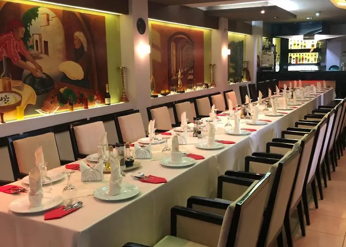 Tripoli Palace بيت شباب