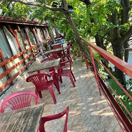 Tripoli Palace Hostel *