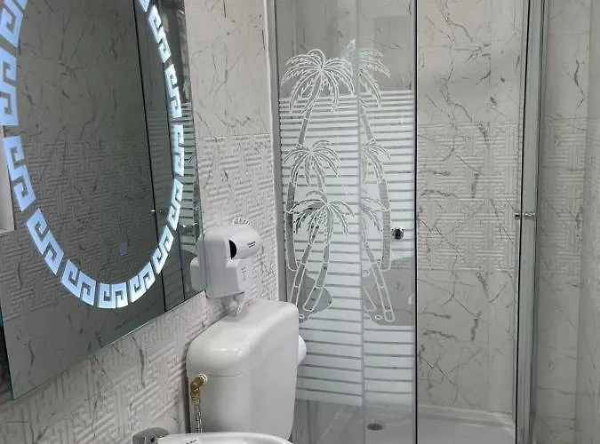 Hostel Tripoli Palace Βουκουρέστι