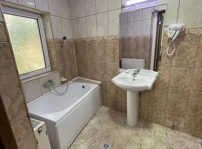 Hostel Tripoli Palace *